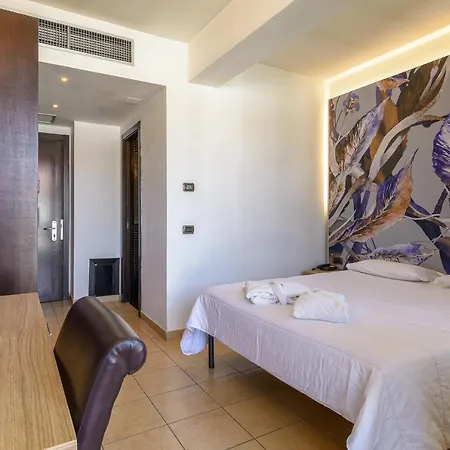 Terme Capasso Контурси