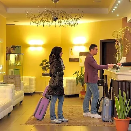 Terme Capasso 4* كونتورسي