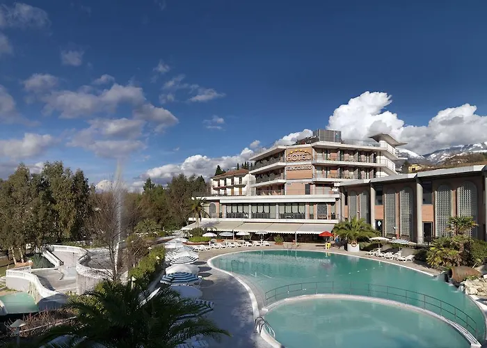 호텔 Terme Capasso 쿤투르시